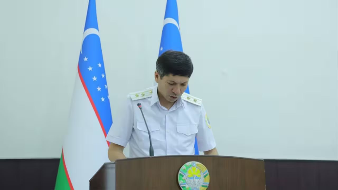 В Фергане задержан экс начальник ОВД за инсценировку интимного компромата и превышение полномочий На фоне конфликта с начальником налоговой инспекции бывший глава районного ОВД и его заместитель пытались его дискредитировать инсценировав интимную связь с женщиной   uznews uz ru news 103982 uznews