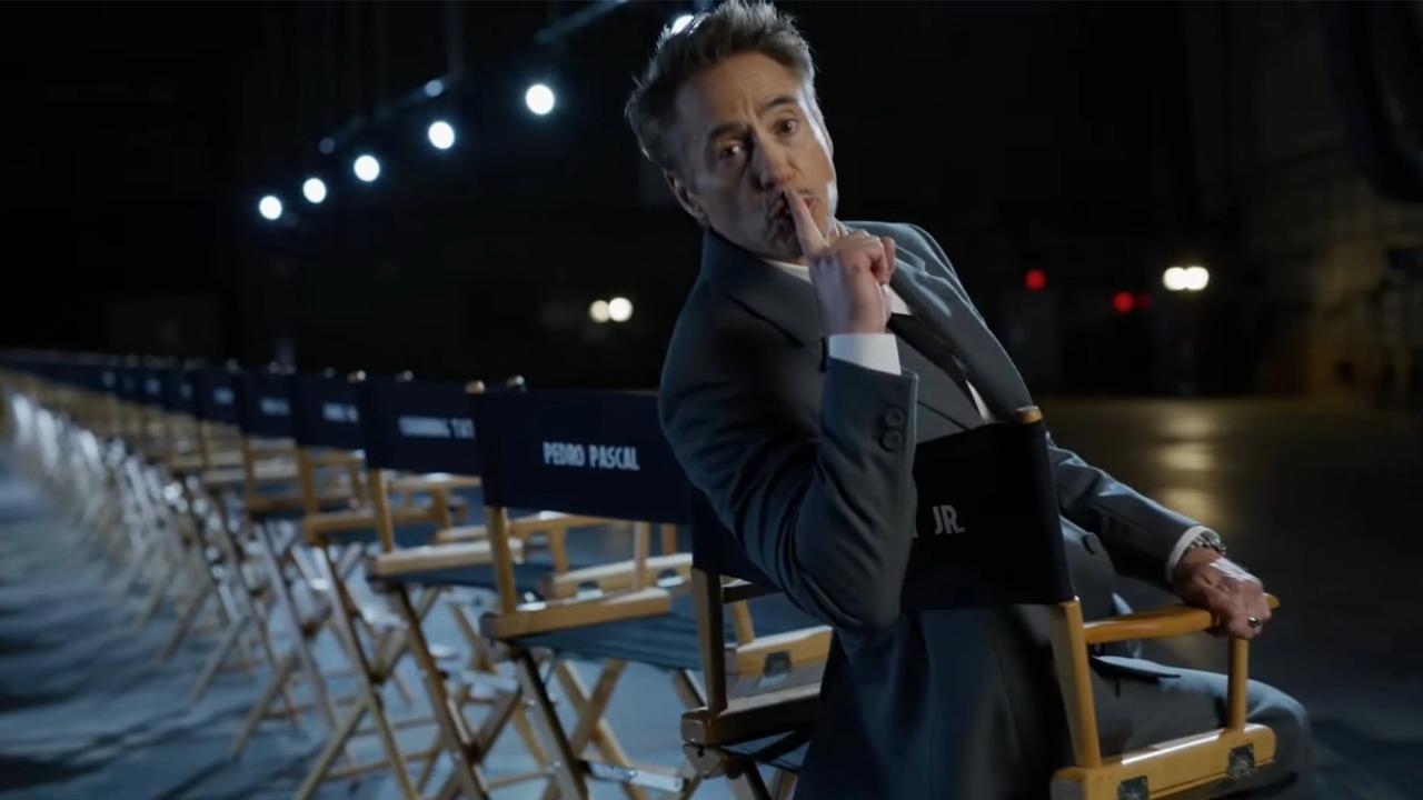 Судный день от Marvel задержится на полгода Marvel Studios перенесла релиз следующих двух фильмов о «Мстителях» на полгода — с мая на декабрь. Об этом пишет The Hollywood Reporter. • «Мстители: Судный день» — 1 мая 2026 года → 18 декабря 2026 года • «Мстители: Секретные войны» — 7 мая 2027 года → 17 декабря 2027 года Сообщается, что вместо «Мстителей» 1 мая 2026 года Disney выпустит сиквел фильма «Дьявол носит Prada». Rozetked Подписаться