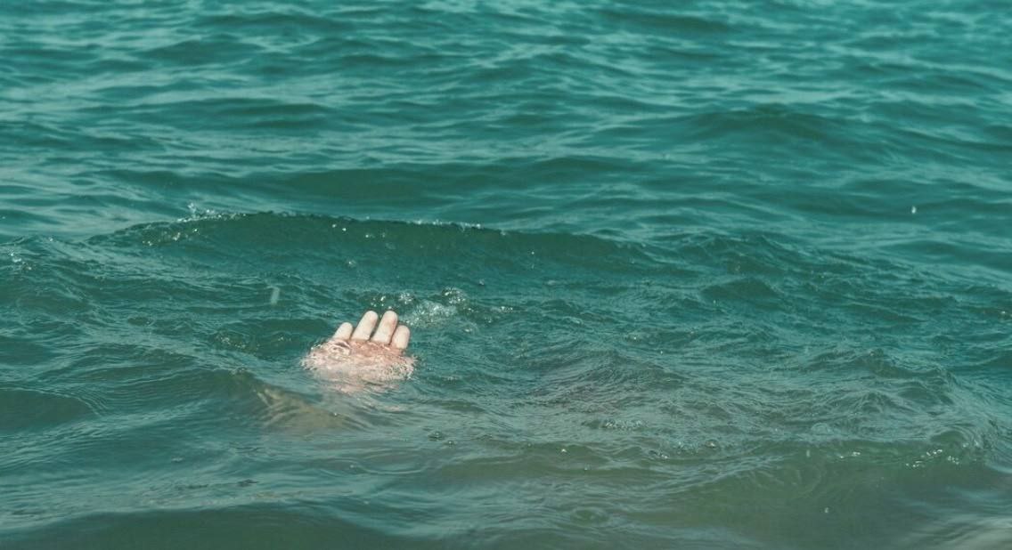 Ещё одна гибель на водоеме в Пермском крае   Вчера, 4 августа, на реке Яйва, Александровского округа утонула женщина 1959 г. р.   Обстоятельства трагедии устанавливаются.   ЧП Пермь    Прислать новость