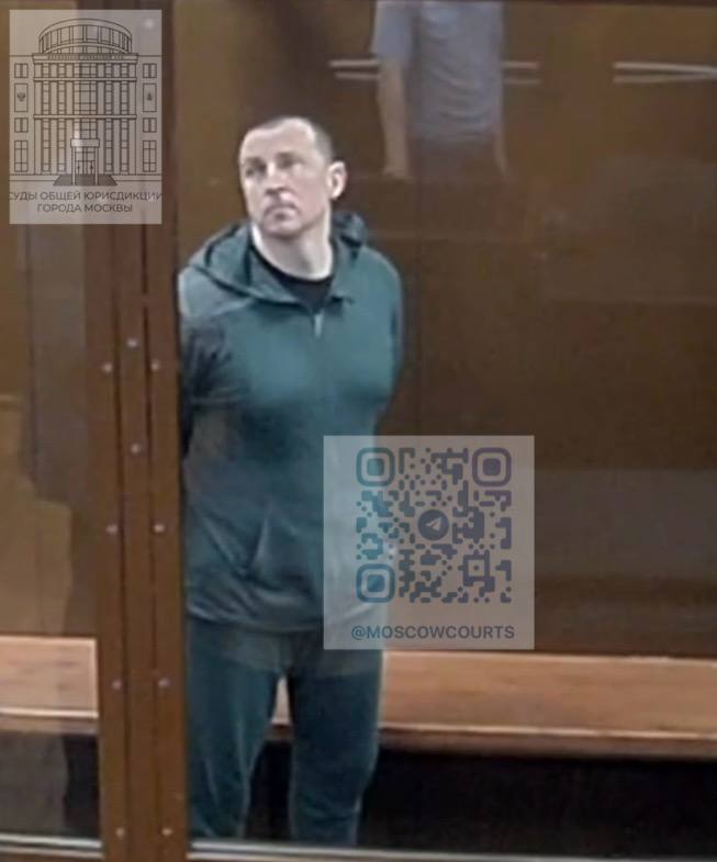 Копайгородскому вменяют легализацию преступных доходов по трём эпизодам В отношении экс-мэра Сочи и его супруги возбуждено новое уголовное дело, пишет ТАСС со ссылкой на источника. Общая сумма легализованных денежных средств по трём эпизодам — более 104 млн рублей. Копайгородских задержали в 2024 году: их подозревают во взятках и растрате, а жену — ещё и в давлении на свидетелей. Быть в курсе Прислать новость