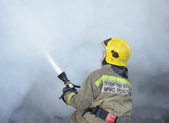 В Петропавловске-Камчатском в ходе тушения пожара огнеборцы спасли 19 человек  Информация о возгорании на проспекте 50 лет Октября поступила на пульт диспетчера пожарно-спасательной службы 18 ноября в 20:14 по камчатскому времени. Как стало известно, возгорание произошло в подвальном помещении четырёхэтажного многоквартирного жилого дома.   Подробнее    KamchatkaMedia   Прислать новость