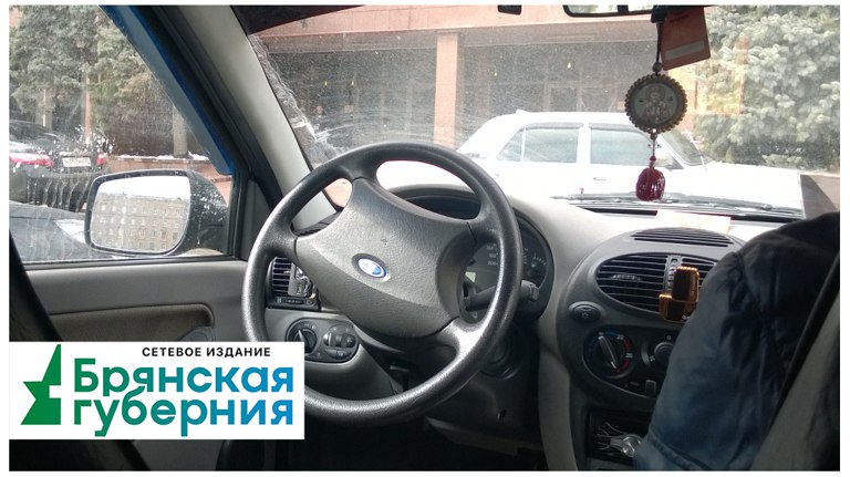 Дроны ВСУ подорвали движущийся гражданский автомобиль в Брянской области Ранен мирный житель. ƃℾ подписаться прислать новость