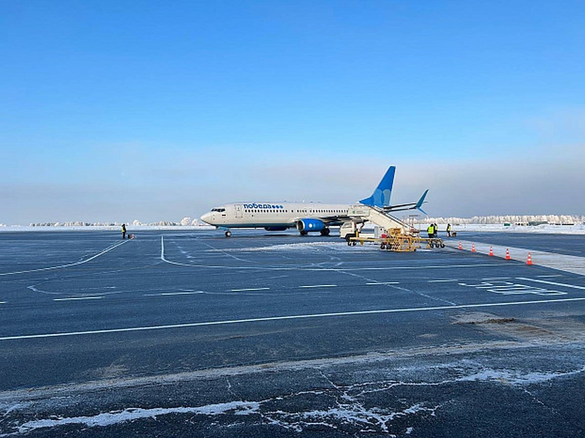В Кирове на 1 5 месяца будут остановлены полеты из аэропорта Победилово С 22 апреля по 7 июня здесь пройдет ремонт взлетно посадочной полосы Для работ привлечены федеральные средства в объеме более 2 млрд рублей Подписаться