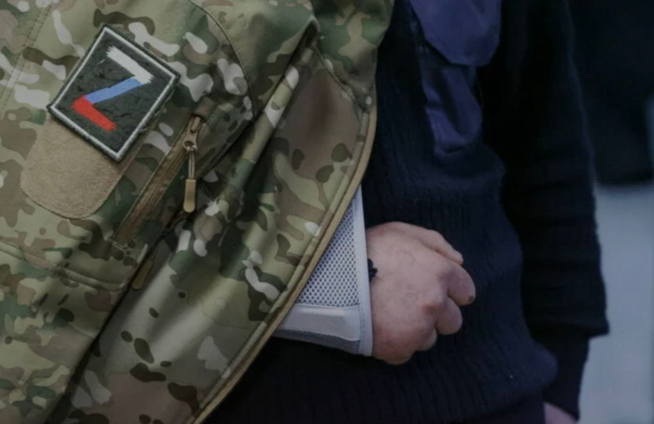 Боец СВО из Нового Уренгоя через суд добился миллиона за ранение Изначально ямальцу отказали в предоставлении меры соцподдержки. Прокуратура провела проверку по обращению участника СВО о нарушении его прав. Установлено, что управлением по труду и социальной защите населения города отказано мужчине в предоставлении единовременной выплаты. Надзорное ведомство потребовало признать такое решение незаконным и выплатить положенную по региональному законодательству сумму. Суд согласился с доводами и удовлетворил иск. #Ямал #НовыйУренгой #БоецЯмала #БоецСВО #Прокуратура #Суд