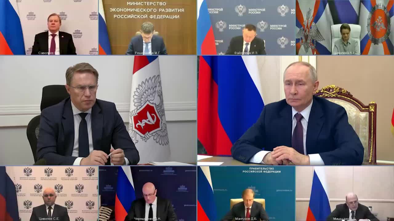 Путин подчеркивает необходимость равного доступа к льготным лекарствам в России