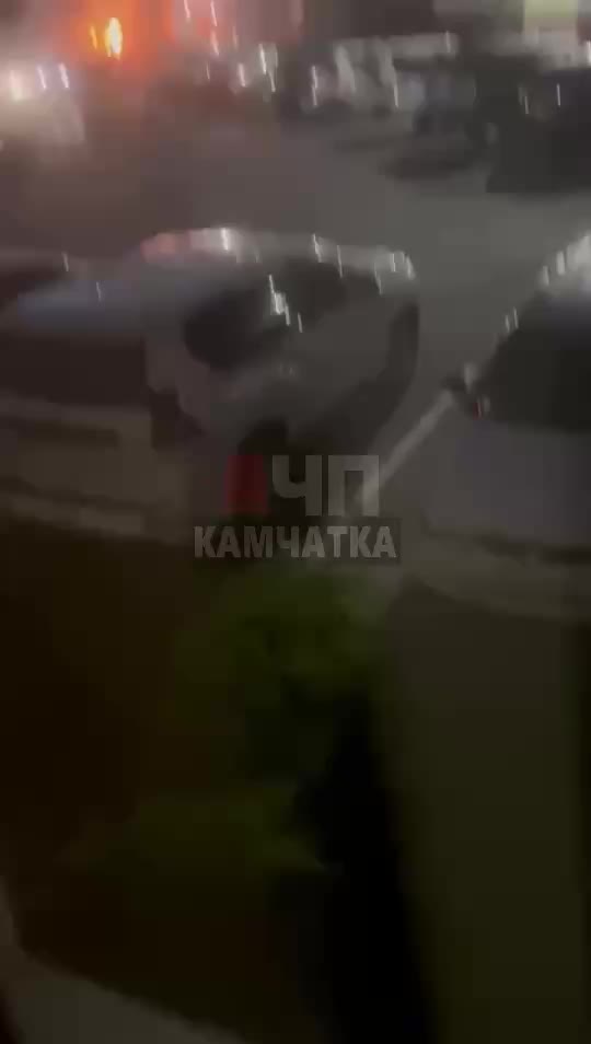 В Петропавловске-Камчатском произошло возгорание автомобиля «Тойота Тундра»