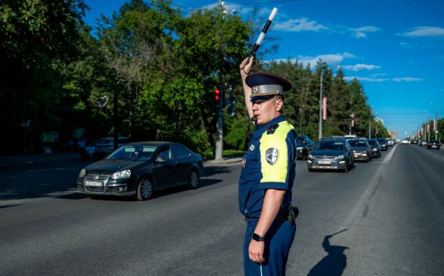 В Челябинской области выявили 268 нетрезвых водителей   При этом 35 человек сели за руль в пьяном виде во второй раз.