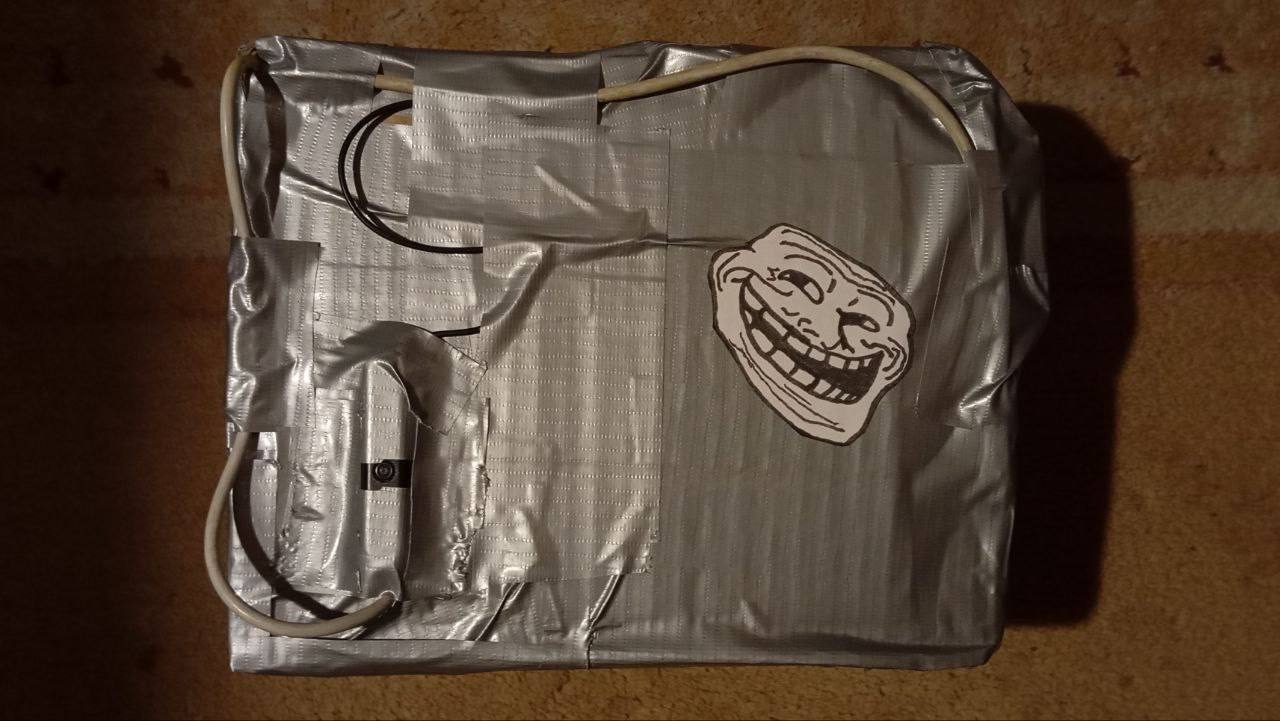 Подросток напавший на Успенскую школу планировал убить учительницу математики По данным СМИ 15 летний Тимофей К искал по кабинетам Марию Дмитриевну Незадолго до нападения он собрал в туалете предмет похожий на СВУ и хотел заложить его в кабинет снимая все действия на камеру Прямой эфир