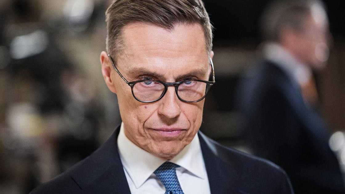 Президент Финляндии пообещал заново строить отношения с Россией после окончания конфликта Александр Стубб в интервью Yle заявил что у двух стран есть и история и будущее однако сейчас отношений фактически нет из за украинского конфликта НАШИ РЕСУРСЫ Telegram YouTube RUTUBE