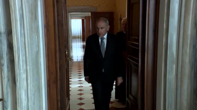 Пашинян и Папа Римский обсудили мир между Арменией и Азербайджаном