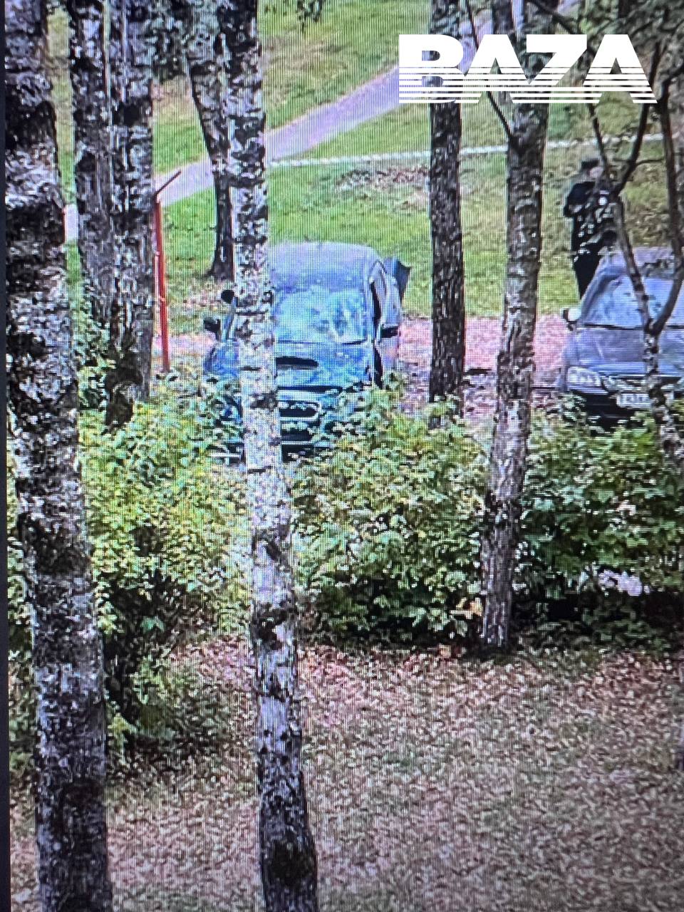 В Наро Фоминске подорван автомобиль по предварительным данным в Субару взорвалась взрывчатка её тротиловый эквивалент может составлять около 300 граммов Как сообщили Базе подписчики и очевидцы подорванный автомобиль мог принадлежать мужчине связанному с военным силовым ведомством В результате взрыва по словам очевидцев хозяин авто не пострадал Подписаться на Baza Прислать новость