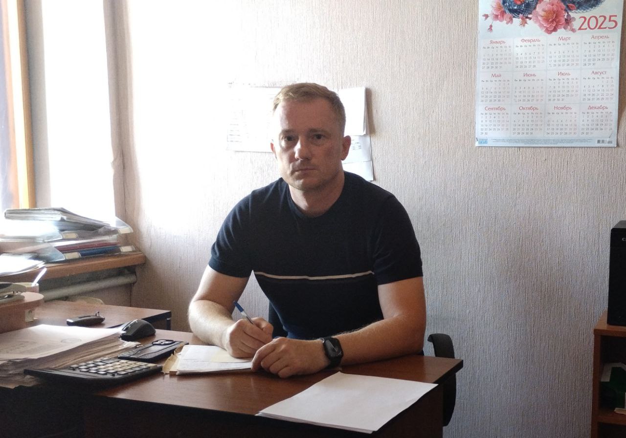 30 июля депутат Донецкого городского совета провел дополнительный прием граждан.   Член бюро Донецкого городского комитета КПРФ, депутат Донецкого городского совета Александр Богачев провел дополнительный прием граждан.   ‍ ‍ Каждое обращение Александр Сергеевич внимательно рассматривает. Депутат даёт разъяснения в рамках действующего законодательства каждому жителю обратившегося с проблемой.  Подписывайся и следи за новостями