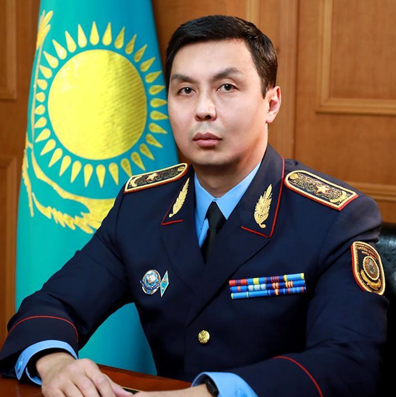 Бывший глава Антикора получил должность заместителя генпрокурора Распоряжением главы государства Асхат Жумагали назначен заместителем генерального прокурора РК Родился в 1979 году в городе Аркалык Костанайской области С 2023 го по 2025 й Жумагали возглавлял Антикор t me zakonkz