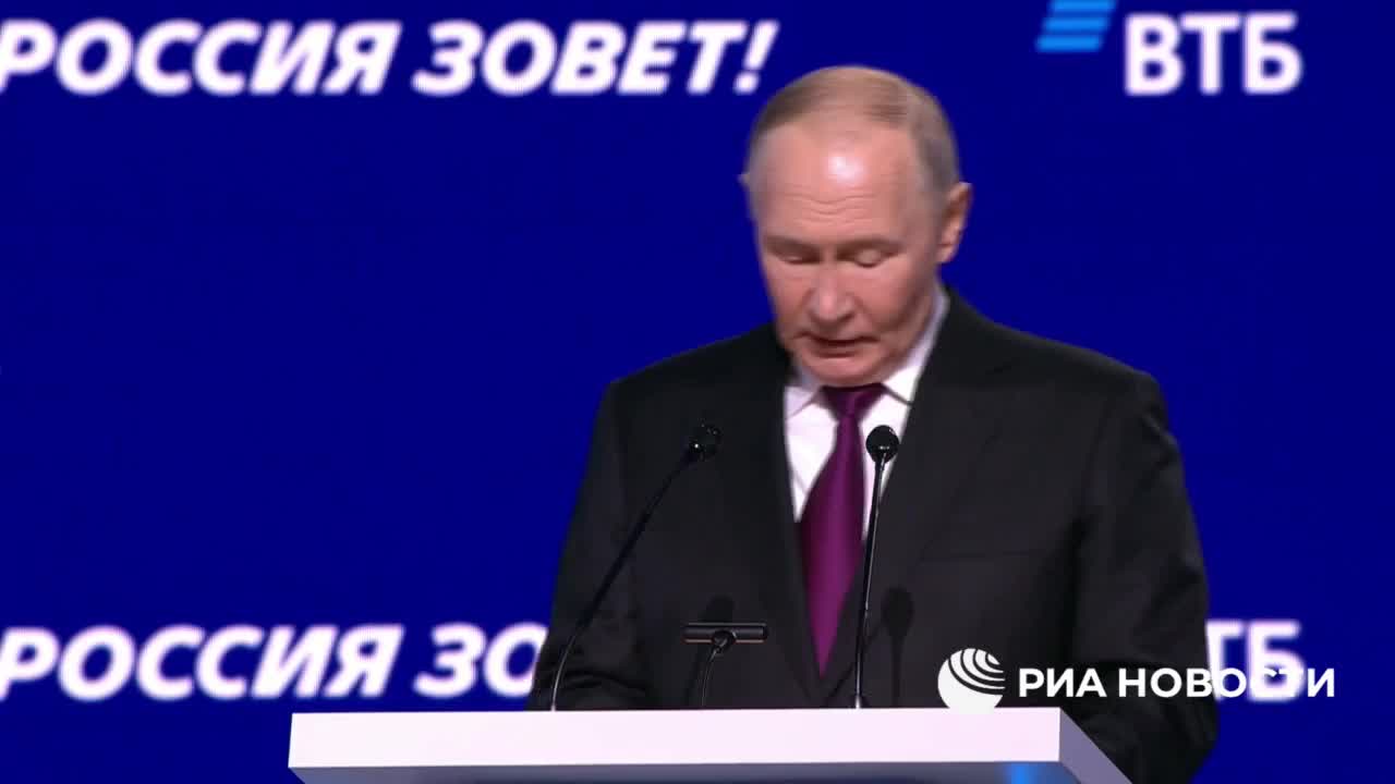 Путин прогнозирует годовую инфляцию в России на уровне 6% к концу декабря