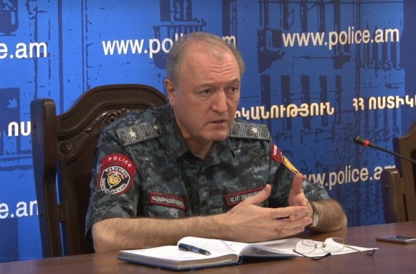 Антикоррупционный суд принял к рассмотрению очередной иск Генеральной прокуратуры о конфискации имущества незаконного происхождения.  Генпрокуратура требует конфисковать в пользу Республики Армения у бывшего начальника Главного управления государственной охраны Полиции РА Арама Закаряна։   2 объекта недвижимости в Ереване  Участие в одном юридическом лице  14 миллионов 203 тысячи драмов.