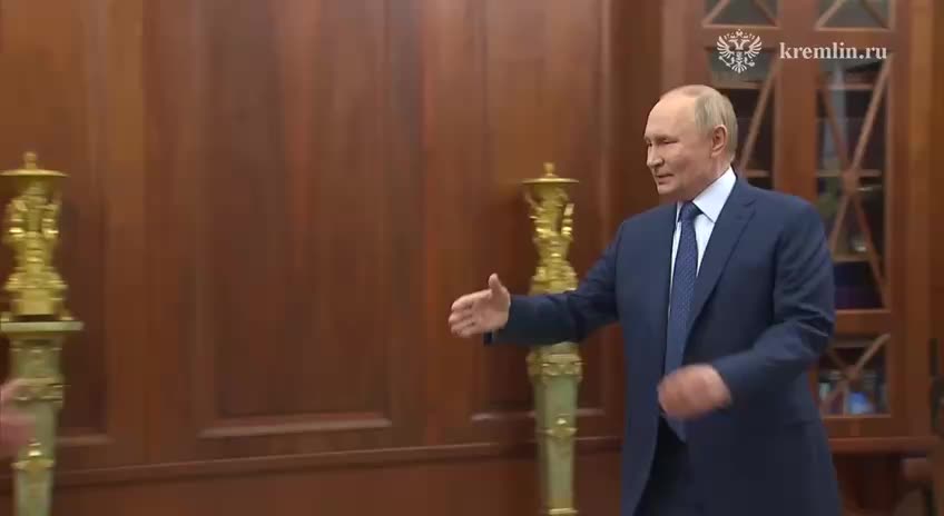 Путин обсудил с Куликовым новые проекты Роснано и финансовое оздоровление