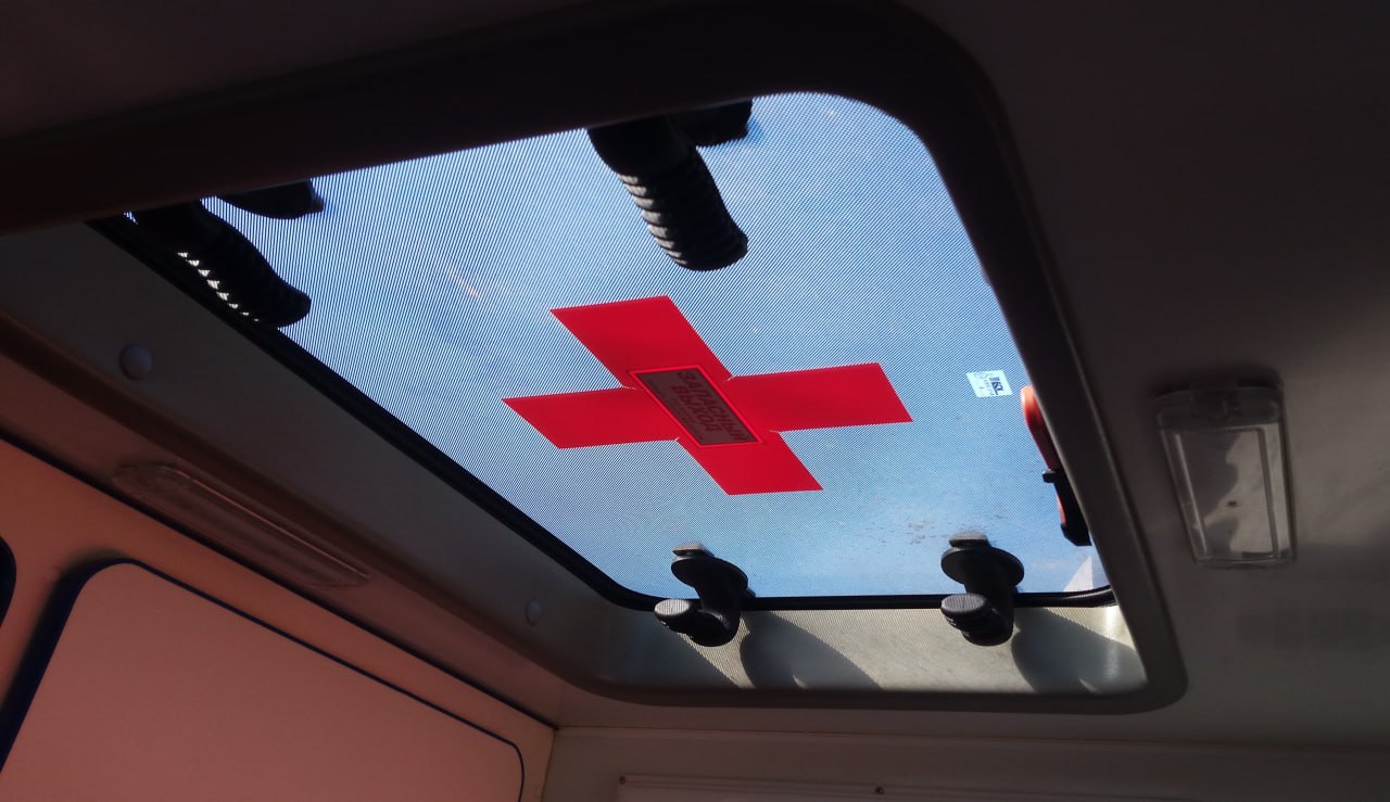 Дерево упало на женщину в Левобережном районе Воронежа накануне 16 февраля После происшествия горожанку госпитализировали Сейчас она находится в профильном отделении больницы где врачи оказывают ей всю необходимую помочь Состояние пациентки оценивается как средней степени тяжести Тем временем региональные СК и прокуратура организовали проверку   vrn aif ru incidents details derevo ruhnulo na zhenshchinu v voronezhe gorozhanku gospitalizirovali aifvrn