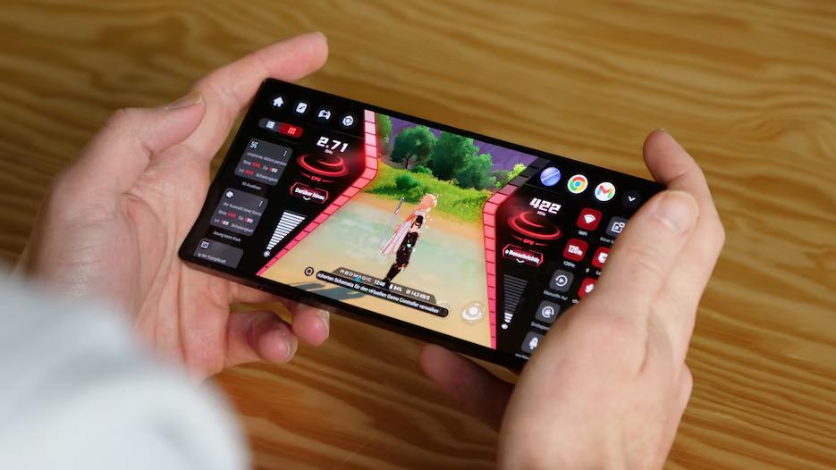 Китайская Red Magic выпустила геймерский смартфон для ПК-игр — в него уже встроен Windows-эмулятор с быстрым доступом к Steam и Epic Games Store. У новенького Red Magic 10S Pro разогнанный Snapdragon 8 Elite, который должен тянуть топовые AAA-игры прошлых лет, а также активное охлаждение с кулером, 6.8" OLED-экран 144 Гц и батарея до 7500 мАч. Стоит от 55 000 рублей ¥4999