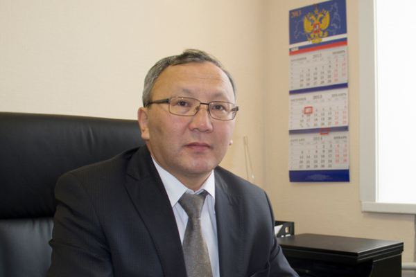 30 мая на итоговом заседании Российской академии наук в Новосибирске объявлено решение о присвоении звания академика РАН Ендону Гармаеву. За присвоение звания бурятскому учёному проголосовало абсолютное большинство членов общего собрания Российской академии наук - 522 человека. Он стал третьим академиком РАН в Бурятии. Подробнее – здесь.