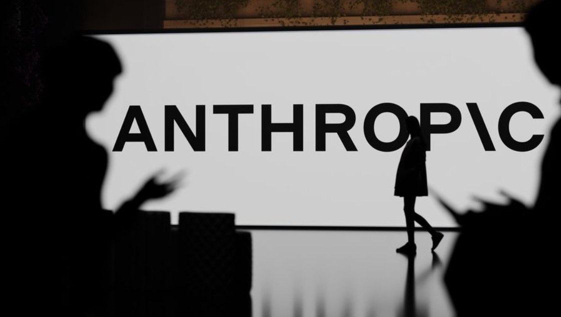 Microsoft Nvidia и Anthropic заключили стратегическое партнёрство в рамках которого Nvidia инвестирует в разработчика ИИ моделей Claude до 10 млрд а Microsoft до 5 млрд По словам источников инвестиции станут частью следующего раунда финансирования стартапа а оценка компании может составить более 300 млрд vc ru ai 2575110