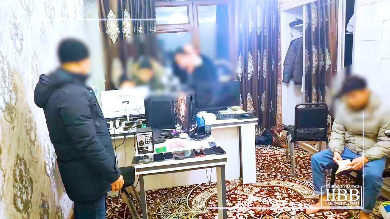 Задержаны лица торговавшие якобы конфискованными товарами в соцсетях от лица таможни видео Подозреваемые выдававшие себя за представителей таможенных органов и продававшие через соцсети якобы конфискованные на таможне товары присвоили деньги 60 граждан uznews uz ru news 106298 uznews