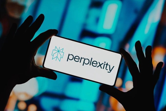 Граждане Казахстана получат бесплатный доступ к Perplexity Pro на год Министерство ИИ и цифрового развития Казахстана Казахтелеком и Perplexity AI подписали меморандум о взаимопонимании граждане республики страны получат бесплатный доступ к премиум подписке ИИ поисковика на один год Соглашение с Perplexity AI предусматривает реализацию совместных инициатив по поддержке исследований и разработок R D на базе международного центра ИИ Alem AI а также развитие дата центров в Казахстане Казахстан правильно оценил значимость объединения передовых моделей ИИ с мировыми знаниями для того чтобы сделать искусственный интеллект доступным для каждого заявил вице президент и заместитель технического директора Perplexity Джерри Ма Инициатором и координатором соглашения выступил Astana IT University Партнерство с Perplexity AI позволит университету интегрировать инструменты генеративного ИИ в учебный процесс и развивать исследования в области машинного обучения www spot uz ru 2025 11 07 perplexity pro Telegram Instagram YouTube