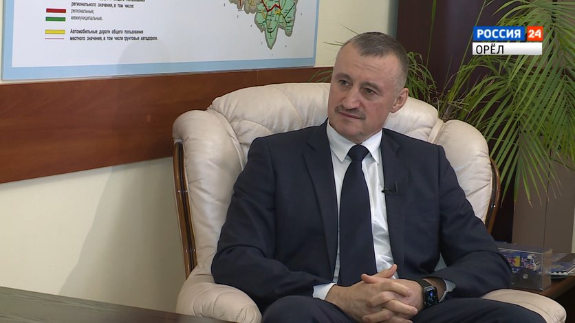 Владимир Ивановский покидает пост первого заместителя губернатора Орловской области 13 октября для него последний рабочий день в этой должности Владимир Ивановский работал в орловском правительстве с 2021 го года занимаясь инфраструктурой гражданской обороной и ЖКХ В декабре 2022 го года стал первым заместителем главы региона Вести Орел в Telegram в МАХ