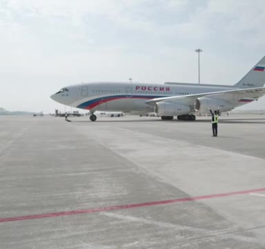 Путин начал визит в Китай для участия в саммите ШОС