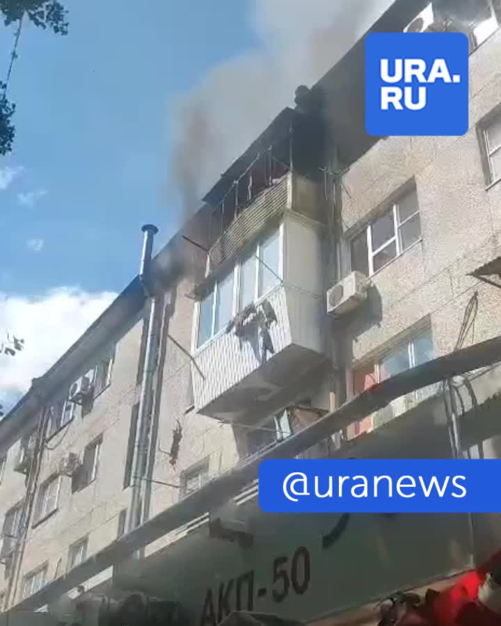 Эвакуация жителей после пожаров в многоквартирных домах Абовяна и Новороссийска