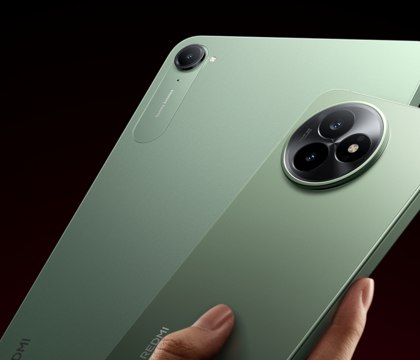 Xiaomi анонсировала смартфон REDMI K80 Ultra и компактный планшет REDMI K Pad Ассортимент китайского бренда REDMI в скором времени пополнится двумя новыми устройствами. Компания сделала анонс смартфона REDMI K80 Ultra и планшета REDMI K Pad. Анонс смартфона не стал сюрпризом, поскольку о его существовании уже было известно. Ранее аппарат засветился в базе бенчмарка Geekbench с процессором Dimensity 9400+ и теперь REDMI подтвердила, что устройство будет использовать этот чип в паре с эффективной системой охлаждения. Читать далее