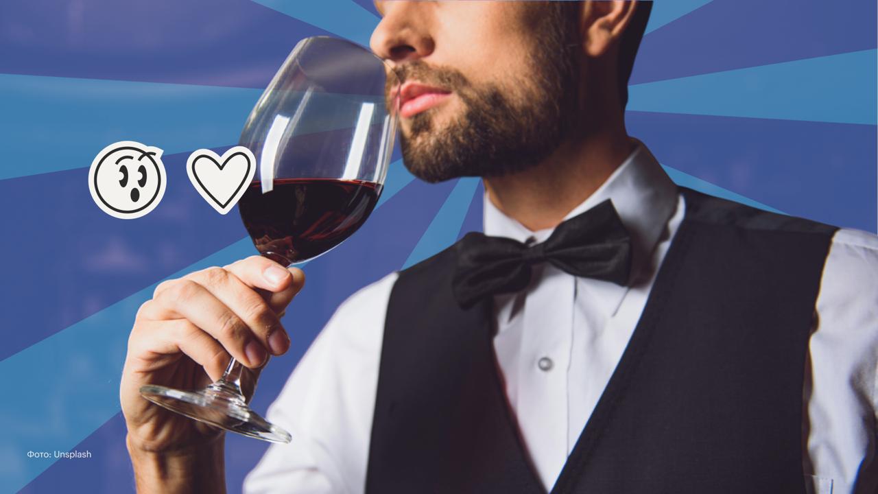 Фитнес тренер спа косметик SMM менеджер бариста и специалист по искусственному интеллекту теперь официально признаны в России Это случилось после вступления в силу нового общероссийского классификатора профессий и должностей В сфере услуг и красоты в классификатор вошли грумер мастер перманентного макияжа и художественной татуировки а также целый ряд спа специалистов Официальный статус получили системные администраторы аналитики больших данных дизайнеры интерфейсов и веб разработчики Отдельной строкой теперь значатся копирайтер рерайтер и специалист по маркетингу в социальных сетях Как ранее отмечал глава комитета Госдумы по труду Ярослав Нилов предыдущая редакция за 30 лет сильно устарела и обновление было необходимо Документ используется для статистического учета регулирования трудовых отношений определения льгот и организации оплаты труда Под новые формулировки будут разработаны соответствующие должностные инструкции и регламенты Инк медиа для предпринимателей