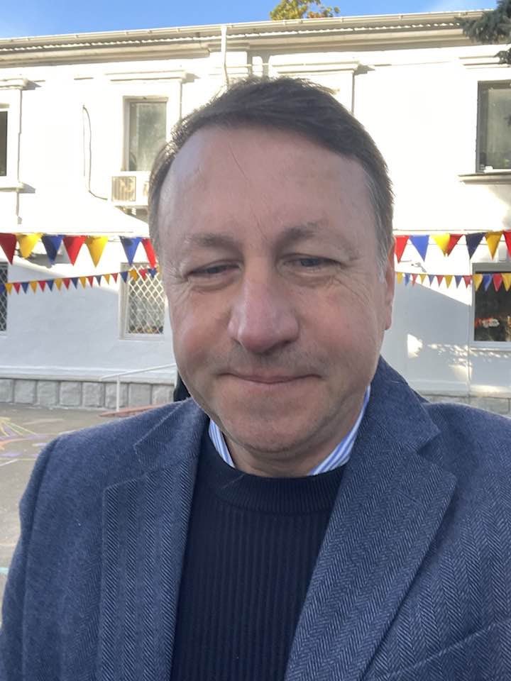 На парламентских выборах проголосовали Василе Костюк президент партии Democrația Acasă Игорь Мунтяну президент CUB и президент партии Наши Ренато Усатый Подписаться
