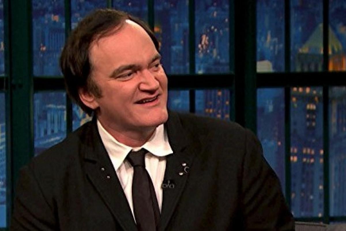 Квентин Тарантино вернется на экраны в самой крупной своей роли за почти 30 лет со времен От заката до рассвета Он сыграет в инди драме Only What We Carry Джейми Адамса Сюжет разворачивается вокруг инструктора Джулиана Саймон Пегг чья бывшая ученица Шарлотта София Бутелла возвращается в родные края на побережье Нормандии Неожиданное появление старого друга Джулиана Джона Квентин Тарантино заставляет всех столкнуться с призраками прошлого Больше новостей в Daily News