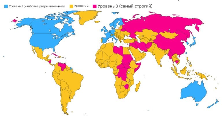 США разделят мир на три зоны доступности ИИ-технологий!    Согласно информации от Bloomberg, США готовятся ввести новые правила, которые будут ограничивать экспорт чипов и технологий искусственного интеллекта для центров обработки данных. Эти меры разделят страны на три уровня доступа к американским технологиям.    Первый уровень: Страны, которые получат безлимитный доступ к американским технологиям. В этот список входят сами США и 18 союзников, включая Германию, Нидерланды, Японию, Южную Корею и Тайвань. IT-компании смогут свободно размещать свои центры обработки данных  ЦОДы  в этих странах, а также подавать заявки на поставку чипов в другие регионы мира, при условии, что не более 25% вычислительной мощности будет находиться за пределами первого уровня.    Второй уровень: Страны, которые столкнутся с ограничениями на общую вычислительную мощность чипов для импорта. Ожидается, что лимит составит около 50 тыс. GPU в период с 2025 по 2027 годы. Компании смогут рассчитывать на повышенные лимиты, если получат статус «подтверждённого конечного пользователя»  VEU , соблюдая требования безопасности и стандарты прав человека.    Третий уровень: Полная блокировка импорта полупроводников для стран, таких как Китай, Россия и Макао, а также для государств, на которые распространяется эмбарго США на поставки оружия. В эту группу войдёт около двух десятков стран.    Помимо контроля за полупроводниками, новые правила также ограничивают экспорт закрытых весовых коэффициентов моделей ИИ, которые представляют собой числовые параметры, используемые программным обеспечением для обработки данных и прогнозирования или принятия решений.  Компании не смогут размещать мощные закрытые веса в странах третьего уровня, а для стран второго уровня потребуется соблюдение стандартов безопасности США.    Nvidia уже раскритиковала эти ограничения, утверждая, что они не снизят риски нецелевого использования технологий, но могут подорвать экономический рост и лидерство США в сфере ИИ.    Оставайтесь с нами, чтобы быть в курсе изменений в мировой технологии!