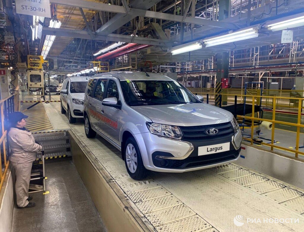 АвтоВАЗ проверяет данные о множественных дефектах электронного блока управления в Lada Largus Сегодня о таких дефектах писали в Telegram каналах там же заявляли о якобы частых поломках двигателя коробки передач и сбоях в электронике В АвтоВАЗе подчеркнули что число обращений по дефектам электронного блока управления в этой модели не превышает 0 001 от количества проданных машин Подписаться на РИА Новости