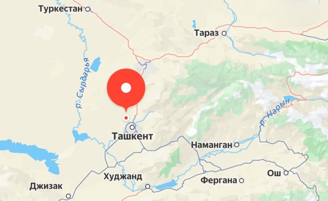 В Казахстане ограничили ж д экспорт через пограничную станцию Сарыагаш Казахстанские железные дороги ввели запрет на прием всех грузов для отправки через погранпереход Сарыагаш Келес в Узбекистан Кыргызстан Таджикистан Туркменистан и Афганистан Исключение сделали только для скоропортящихся грузов Ограничения будут действовать со 2 по 10 декабря 2025 года Причина скопление грузовых вагонов на погранпереходе Сарыагаш Келес на границе с Узбекистаном Читайте также Узбекские железные дороги предлагают казахстанским коллегам перенаправить грузопоток с Сарыагаша на Оазис В Казахстане ограничили до конца 2025 года перевозки зарубежных грузовых вагонов Logistan info Логистика Экономика