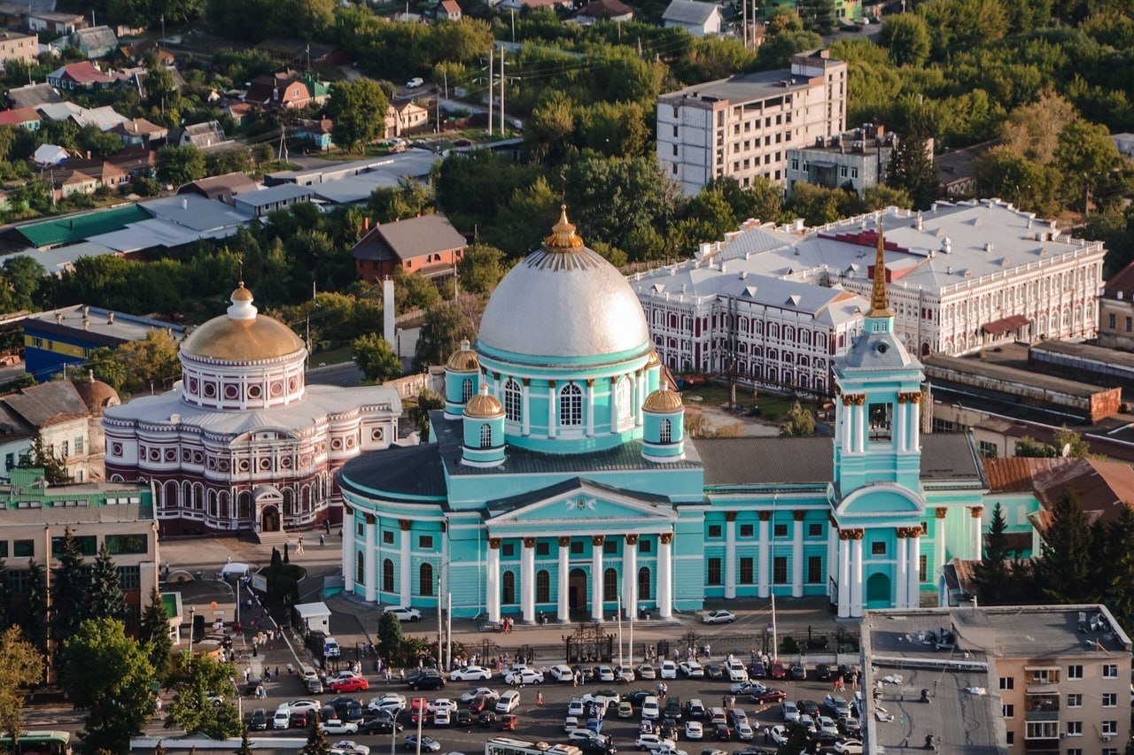 В Курске установили официальную дату празднования Дня города — 25 сентября  Сегодня депутаты Курского городского Собрания внесли изменения в Устав города. Теперь установлена конкретная дата празднования Дня города - 25 сентября, день принесения иконы Божией Матери «Знамение» Курской Коренной из монастыря в Коренной пустыни в Курск.  Чаще всего эта дата будет снова выпадать на рабочий день.   ПОДПИСАТЬСЯ    ПРЕДЛОЖИТЬ НОВОСТЬ