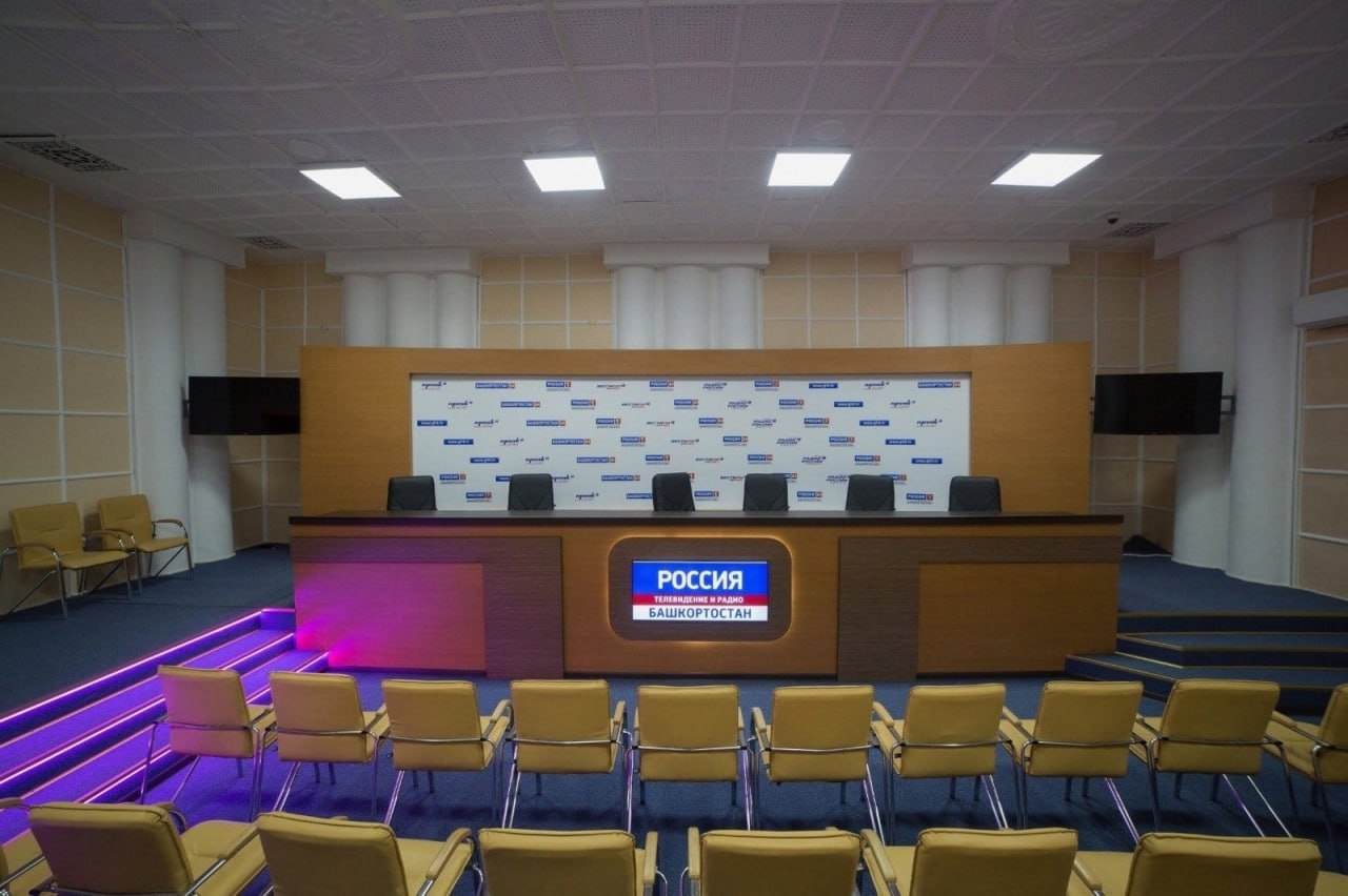В медиацентре "Россия" 3 июля состоится пресс-конференция ГИБДД, посвященная проекту "Продвижение безопасности" Госавтоинспекция МВД России объявила о старте Общероссийской социальной кампании «Продвижение безопасности». Кампания направлена на формирование культуры безопасного поведения на дорогах и снижение аварийности с участием пешеходов. Основной целью проведения соцкампании в России является повышение грамотности и уровня правосознания всех участников дорожного движения. ⏰ Пресс-конференция состоится 3 июля 2025 г. в 15.00, в «Медиацентр Россия» по адресу: г.Уфа, улица М. Гафури, 9/1. Мероприятие пройдет при участии начальника Управления Госавтоинспекции МВД по Республики Башкортостан Севастьянова Владимира Александровича и других спикеров – представителей Министерства транспорта и дорожного хозяйства РБ, Министерства просвещения РБ, Министерства здравоохранения РБ, эксперта проекта «Социальная кампания «Продвижение безопасности». Подписаться Сообщить новости