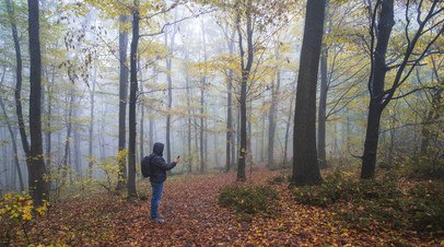 В Крыму спасли заблудившихся на массиве Бойка туристов   Сотрудники МЧС спасли заблудившихся на массиве Бойка в Крыму туристов.  Читать далее