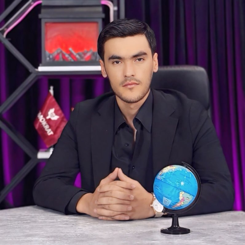 В Ташкенте в отношении руководителя интернет издания Demokrat Фазлидинхона Мехмонова и блогера Азиза Гоипназарова возбуждено уголовное дело за вымогательство в крупном размере ГУВД