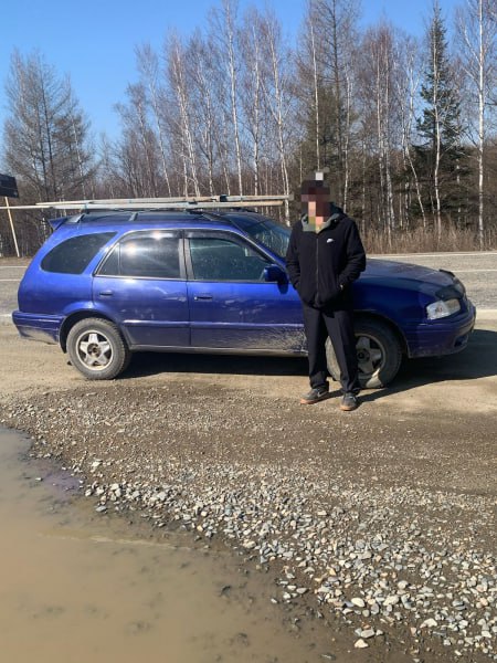 Водителя в странном состоянии остановили на дороге В Комсомольском районе на трассе "Хабаровск – Лидога – Ванино – Комсомольск-на-Амуре" сотрудники ДПС остановили автомобиль для проверки документов. 53-летний водитель, житель Амурска, выглядел пьяным. Проверка на алкоголь показала отрицательный результат, но от медосвидетельствования он отказался. Как выяснилось, он уже был лишён прав за такой же отказ. По данным краевой полиции, возбуждено уголовное дело по ч. 1 ст. 264.1 УК РФ. Автомобиль отправился на спецстоянку. Подписаться Прислать новость