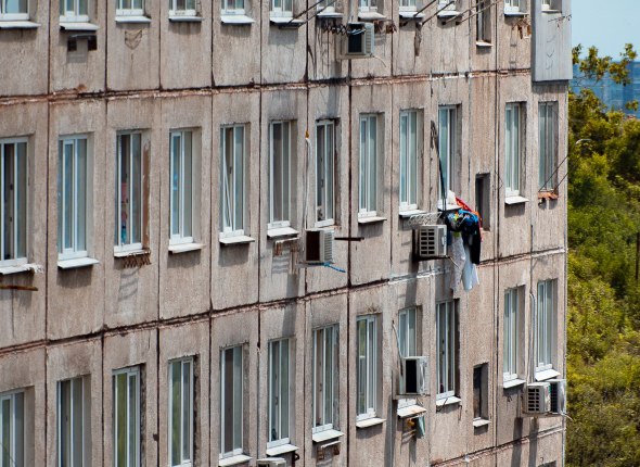 В России хотят продлить программу переселения из аварийного жилья Законопроект внесли в Госдуму 31 октября Читать подробнее на сайте