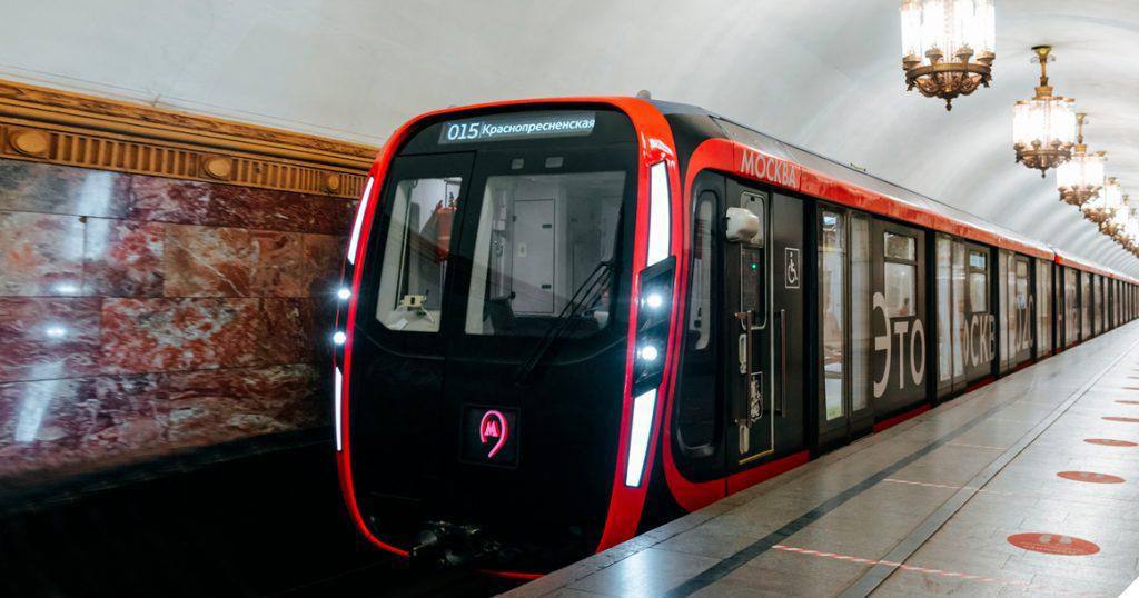 Первые поездки с пассажирами на беспилотном поезде в метро Москвы запланированы на 2027 год