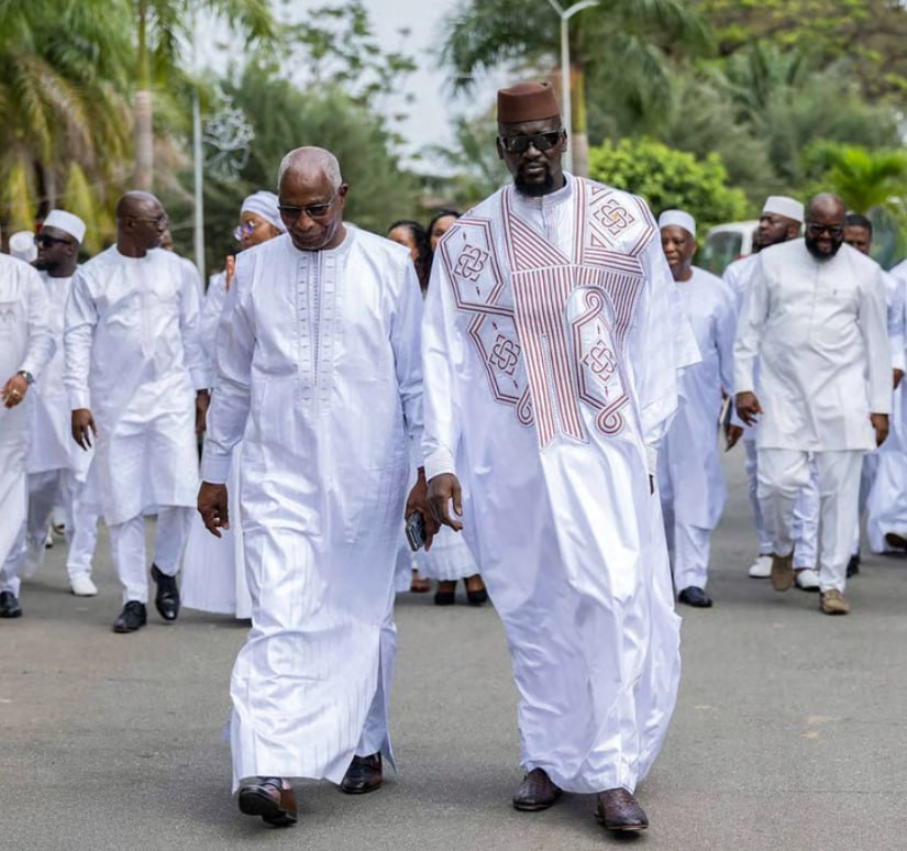 Гвинея правительство ушло в отставку после инаугурации Думбуя 22 января через пять дней после инаугурации Мамади Думбуя принял отставку премьер министра Амаду Ури Ба и его правительства По указу президента функции правительства временно переданы генеральным секретарям министерств Новый состав ожидается в ближайшие дни Подписаться Обратная связь