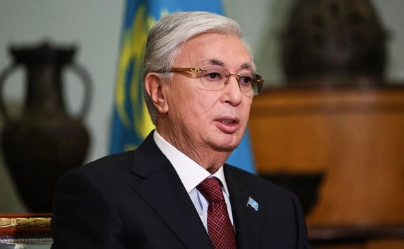 Один из казахстанских банков помог прогнать более 7 трлн тенге почти 14 млрд из сопредельной страны в другие государства заявил президент Касым Жомарт Токаев Какой именно не уточняется Токаев поручил отраслевым ведомствам и Национальному банку усилить контроль над незаконными или сомнительными операциями коммерческих банков jkinvest news jkinvest