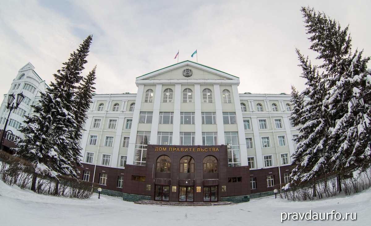 В ХМАО задержали экс-куратора внутренней политики. В зону внимания силовиков попала деятельность Алексея Шипилова.   Подробнее на «Правде УрФО»