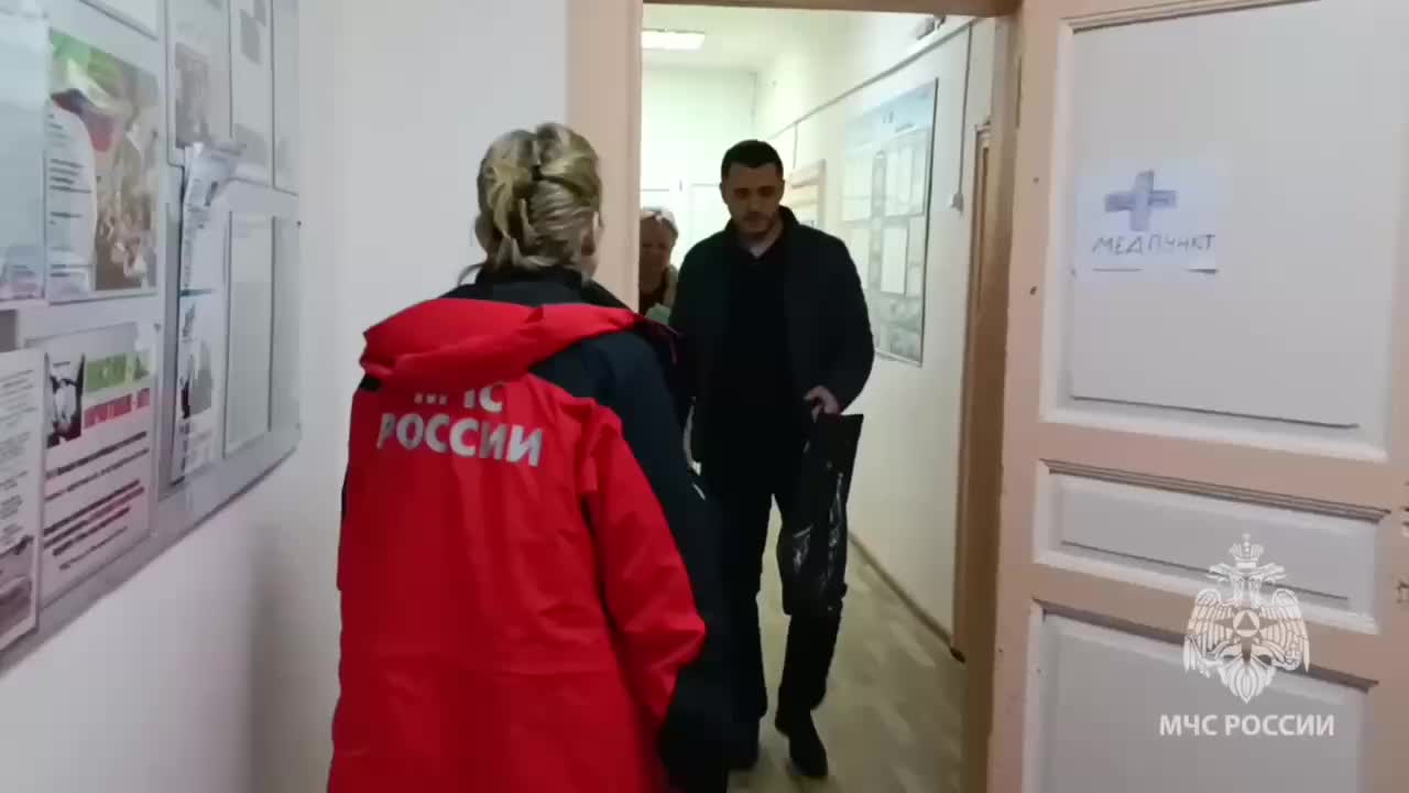 Психологи МЧС России оказывают помощь эвакуированным жителям Владимирской области