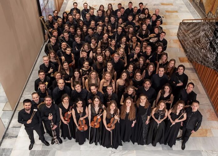 Российский национальный молодёжный симфонический оркестр даст два концерта в Московской филармонии к 255 летию со дня рождения Бетховена Вечера пройдут 14 и 17 декабря