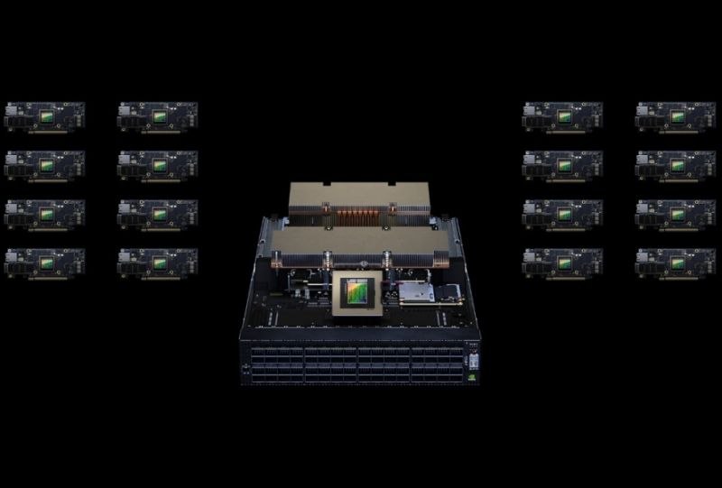 Глава Nvidia о поставках в Китай и дележке выручки Дженсен Хуанг генеральный директор Nvidia сообщил что компания готова рассмотреть возможность делиться 15 выручки с властями США в обмен на возможность поставок своих ускорителей Blackwell в Китай В интервью он отметил что переговоры займут время но поддержка президента Трампа в этом вопросе может сыграть ключевую роль Хуанг подчеркнул что доступ к китайскому рынку оцениваемому в 50 млрд является важным шагом для компании Несмотря на отмену запрета на поставки H20 новых заказов от китайских клиентов пока не поступало что может быть связано с инициативой местных властей Дополнительные детали можно найти в оригинальных источниках Fox Business и 3DNews Источник изображения Nvidia Unlim AI