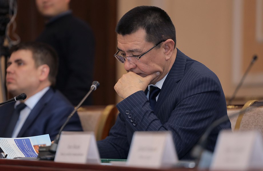 Рекорд в Высшем совете судей: председатель перед уходом назначил свыше 100 судей  5 августа 2020 года председателем Высшего совета судей был избран Холмумин Ёдгоров. Его полномочия истекали 6 августа.  Подробнее         Новости, события, мнения    Мобильное приложение  IOS   Android